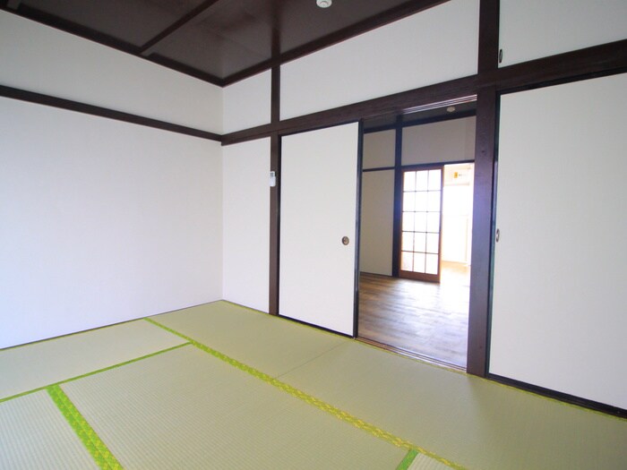 物件内観写真13　(居室)