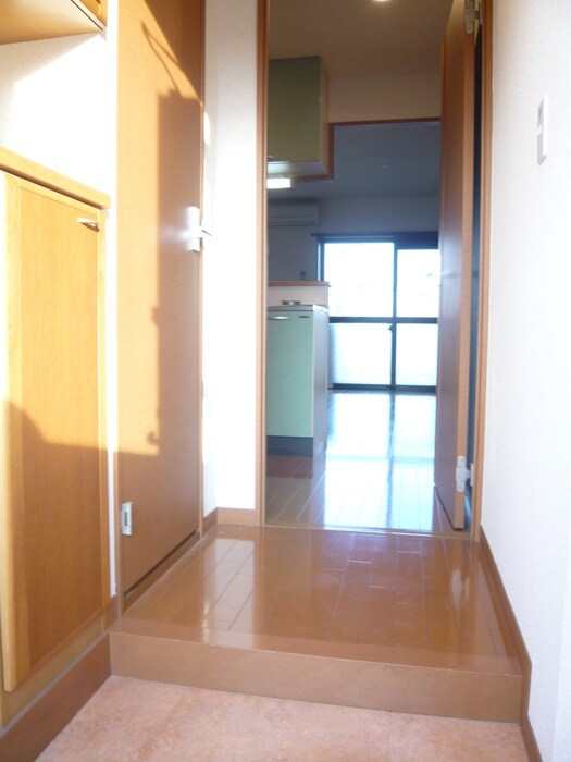 物件内観写真17　(廊下)