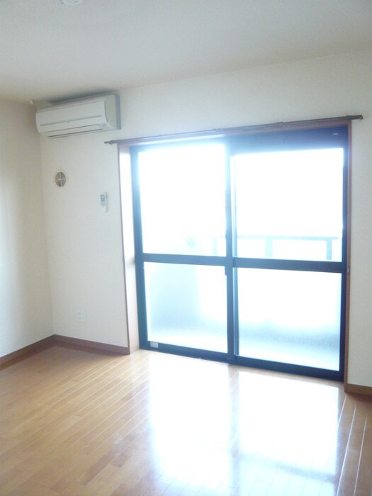 物件内観写真20　(居室)