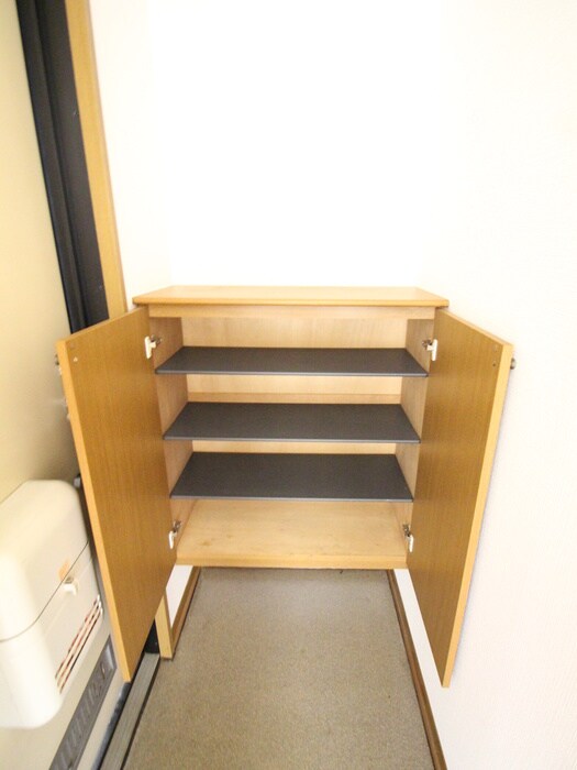 物件内観写真17　(靴箱)