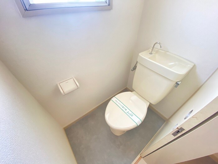 物件内観写真11　(トイレ)