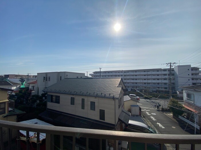 物件内観写真15　(室内からの展望)