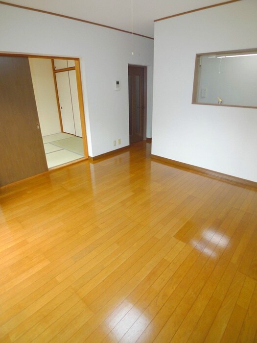 物件内観写真6　(居室)