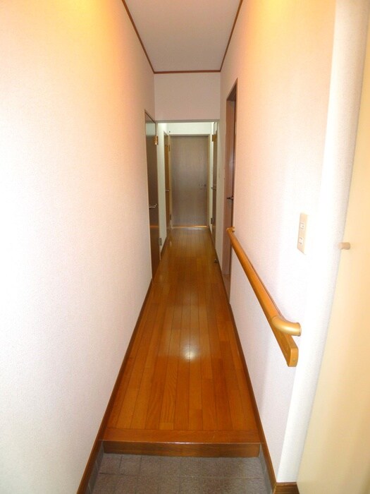 物件内観写真15　(玄関)