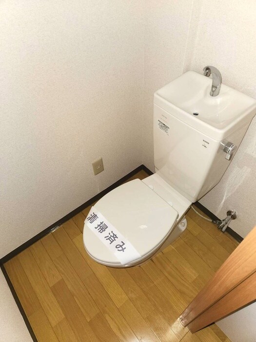 物件内観写真13　(トイレ)