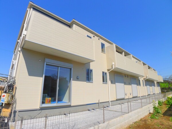 建築中