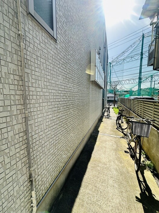 物件外観写真6　(駐輪場)