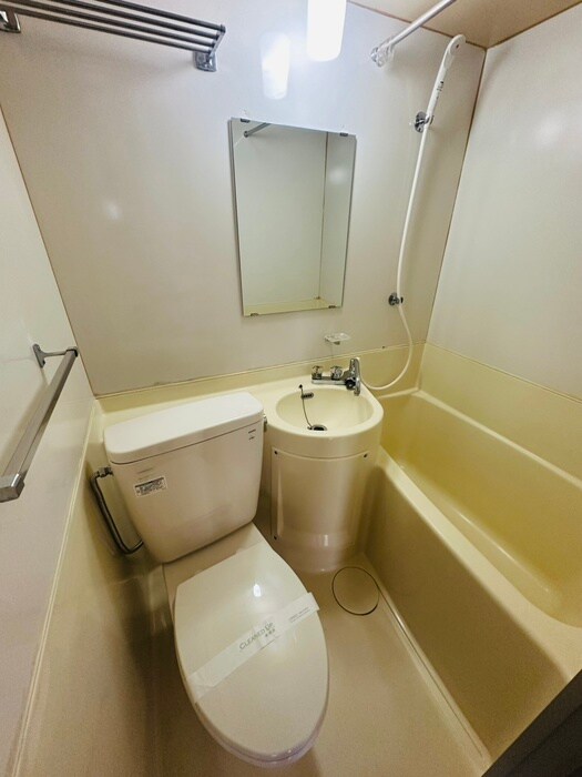 物件内観写真12　(バス／シャワールーム等)