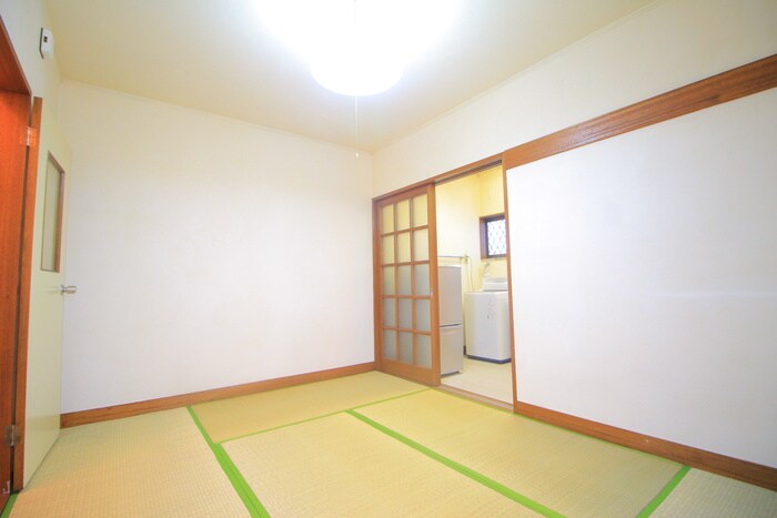 物件内観写真10　(居室)