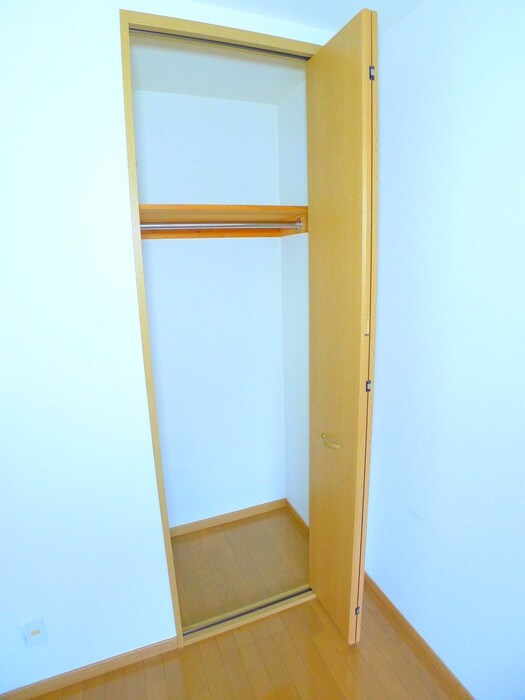 物件内観写真11　(収納)