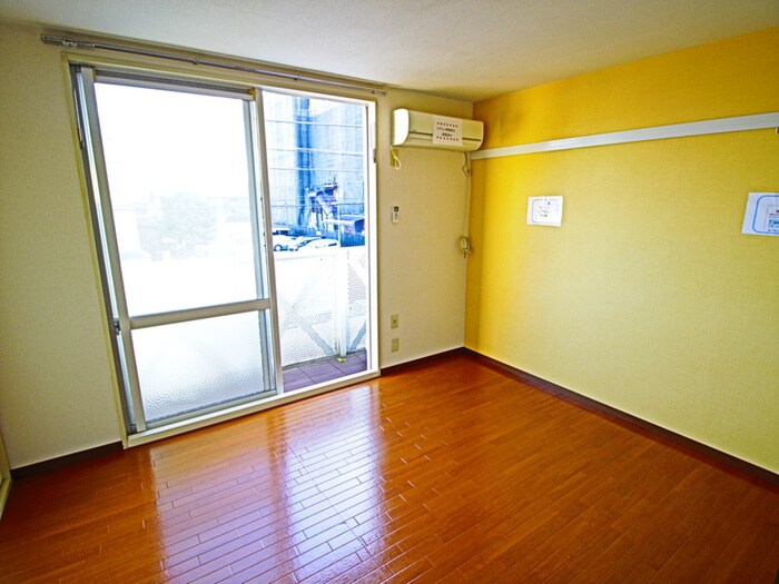 物件内観写真7　(居室)