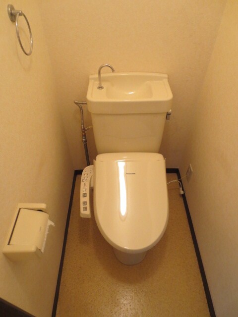 物件内観写真12　(トイレ)