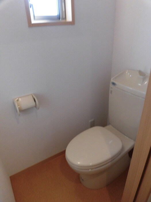 物件内観写真15　(トイレ)