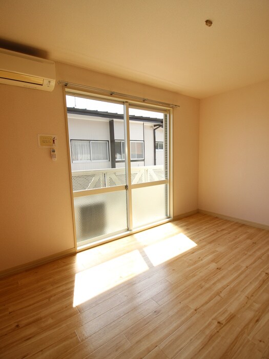 物件内観写真16　(居室)