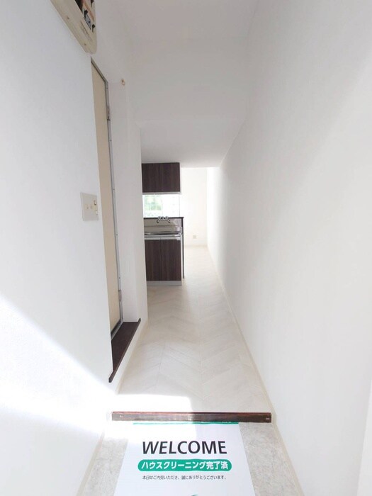 物件内観写真16　(廊下)