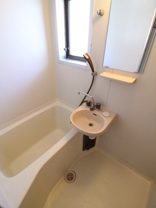 物件内観写真13　(バス／シャワールーム等)