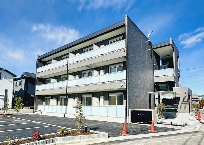 物件外観写真1　(外観写真)