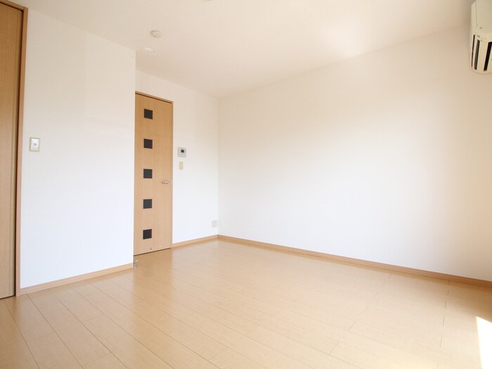 物件内観写真16　(居室)