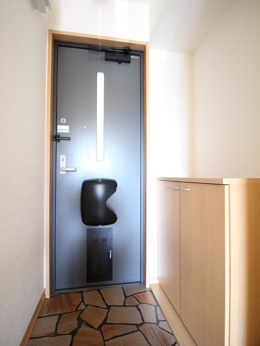 物件内観写真19　(玄関)