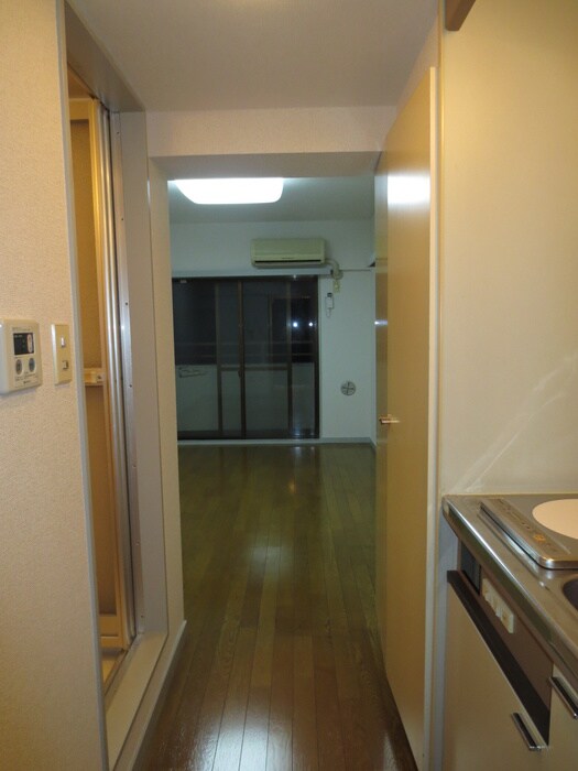 物件内観写真13　(廊下)