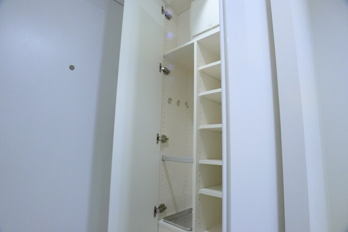 物件内観写真7　(靴箱)