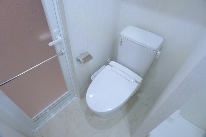 物件内観写真12　(トイレ)