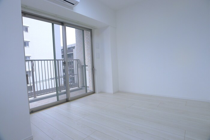 物件内観写真18　(居室)