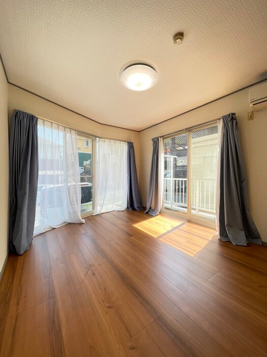 物件内観写真5　(居室)