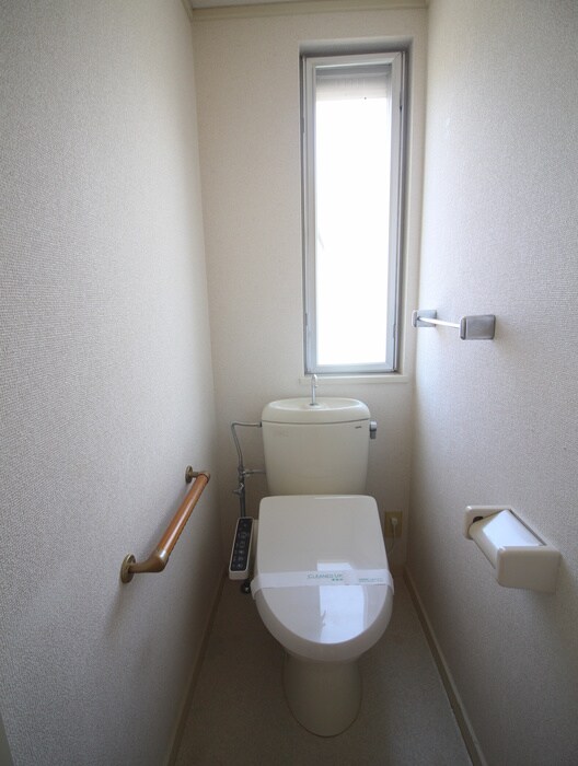 物件内観写真13　(トイレ)