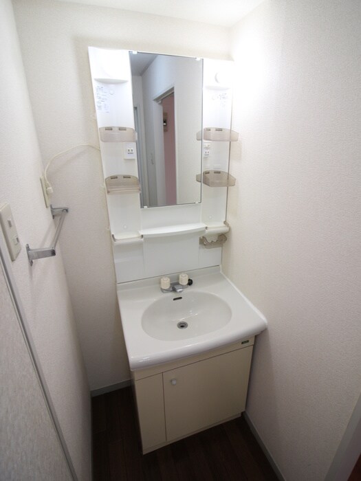 物件内観写真10　(洗面)