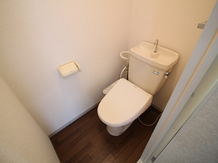 物件内観写真12　(トイレ)