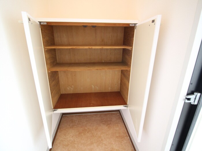 物件内観写真16　(靴箱)