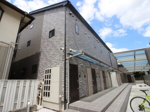 クリスタルハイツ一橋学園外観写真