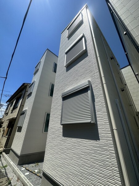 ライズ梅島外観写真