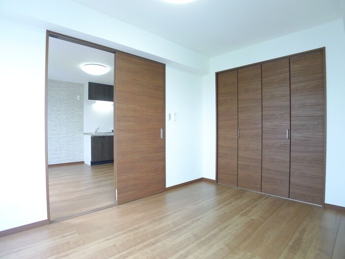 物件内観写真9　(居室)