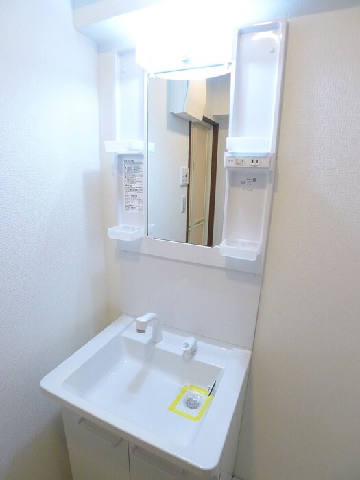 物件内観写真12　(洗面)