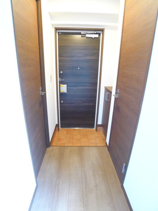 物件内観写真14　(廊下)