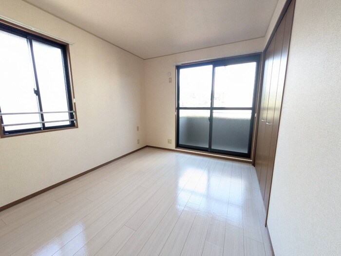 物件内観写真10　(居室)