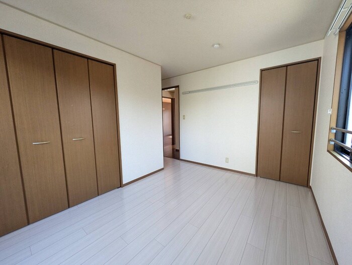 物件内観写真11　(居室)