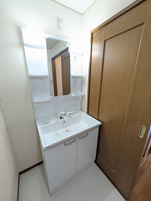 物件内観写真13　(洗面)