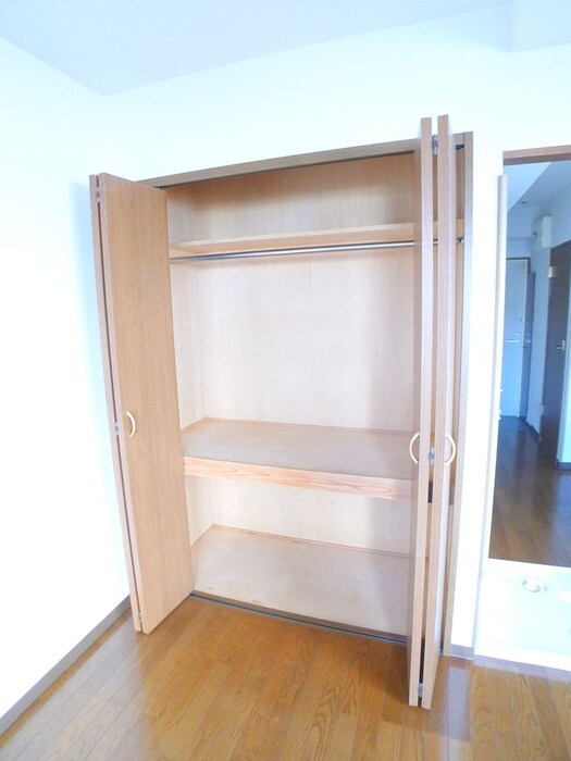 物件内観写真8　(収納)