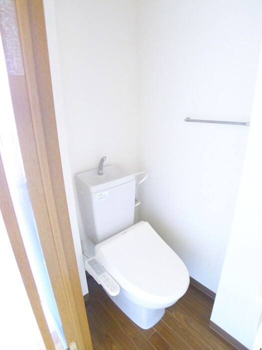 物件内観写真14　(トイレ)