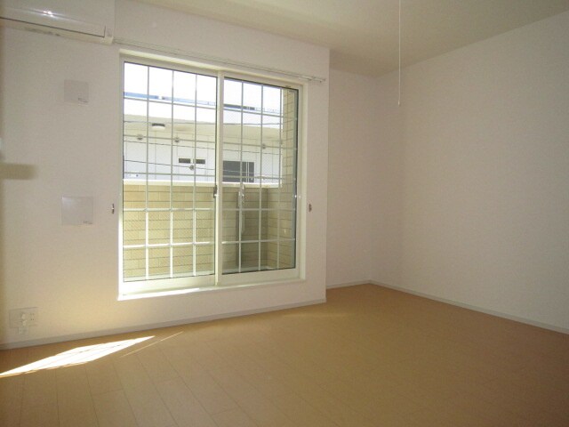 物件内観写真5　(居室)