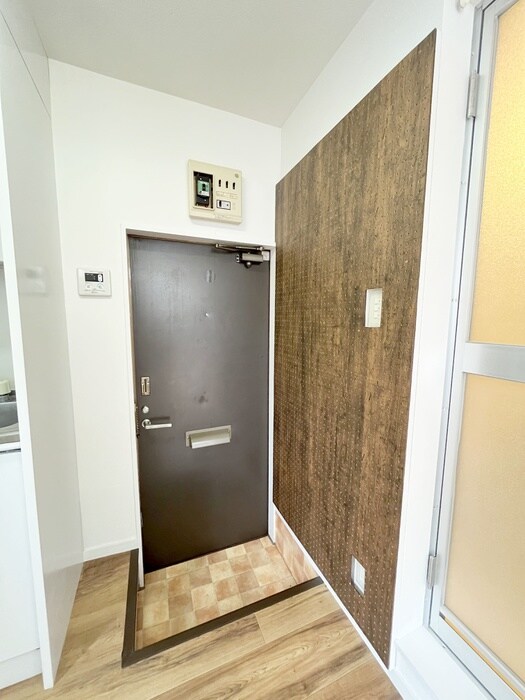 物件内観写真20　(玄関)