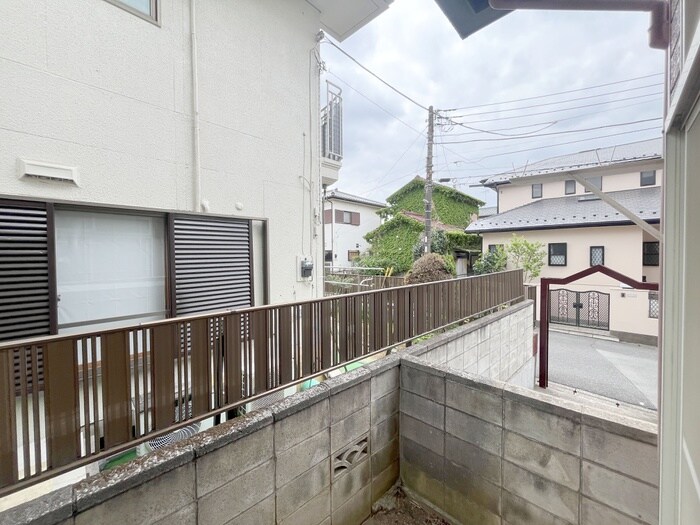 物件内観写真22　(室内からの展望)