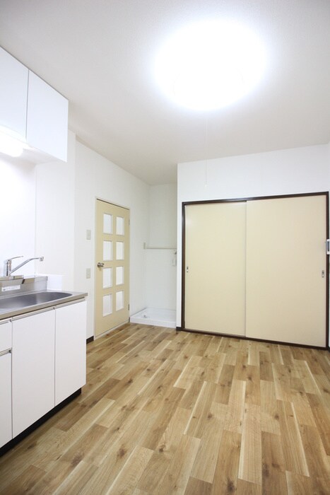 物件内観写真5　(内観写真)