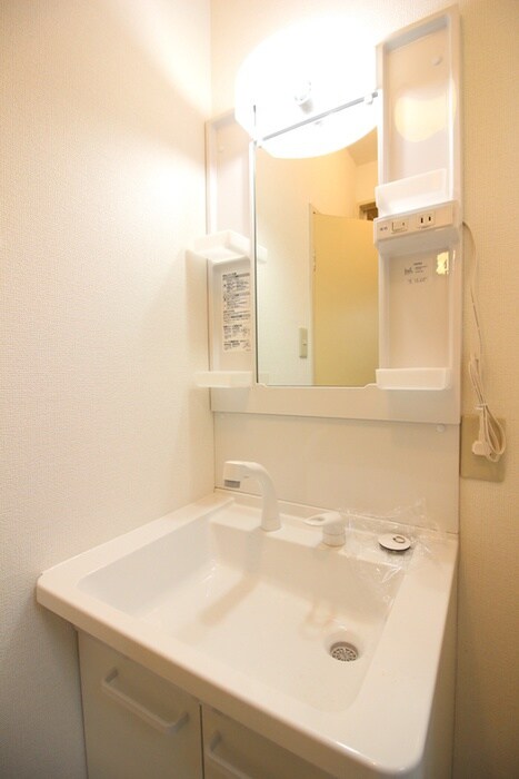 物件内観写真9　(洗面)