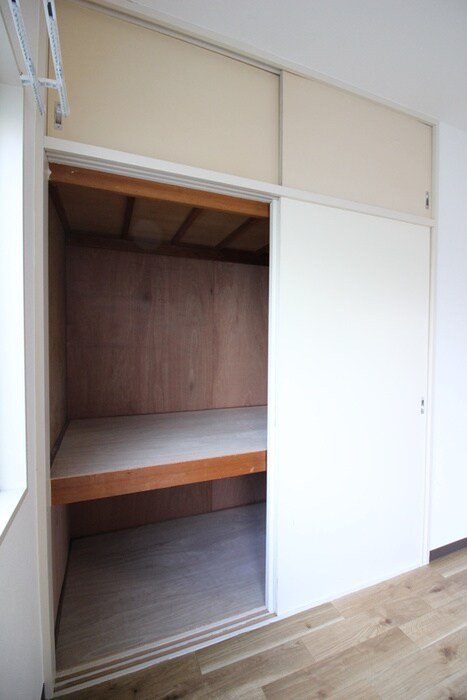 物件内観写真11　(収納)