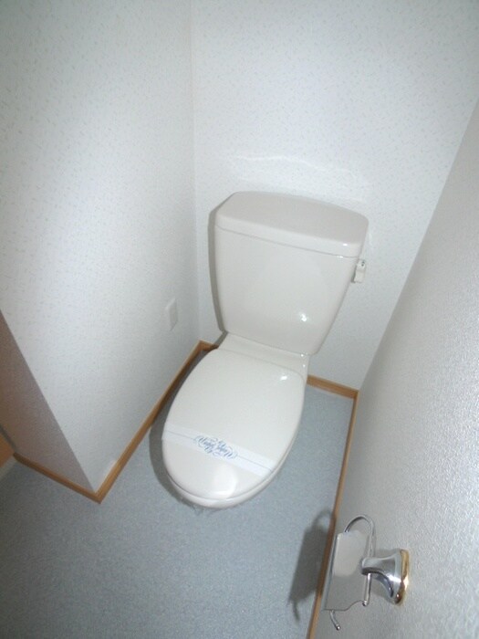 物件内観写真22　(トイレ)