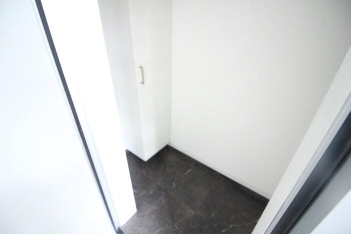 物件内観写真15　(玄関)